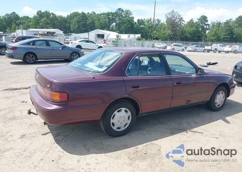 1992 Toyota Camry Le from USA, damaged, VIN 4T1SK12EXNU135354